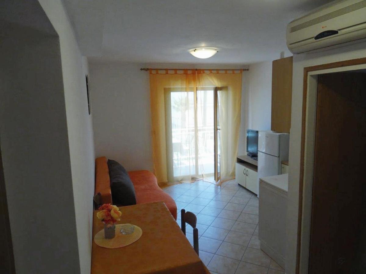 Apartments With A Parking Space Biograd Na Moru, Biograd - 860 Buitenkant foto