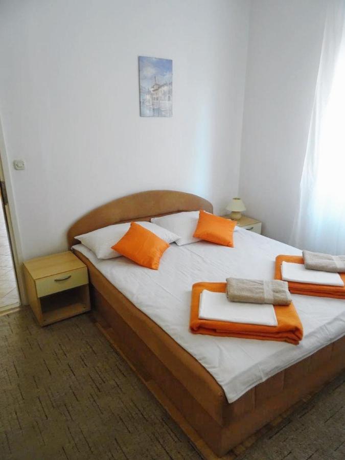 Apartments With A Parking Space Biograd Na Moru, Biograd - 860 Buitenkant foto