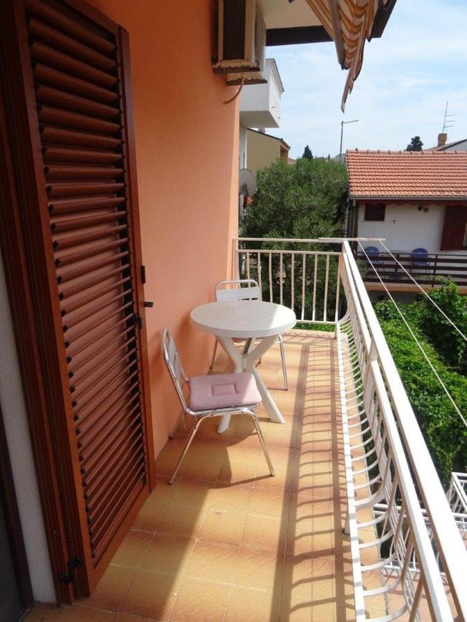 Apartments With A Parking Space Biograd Na Moru, Biograd - 860 Buitenkant foto