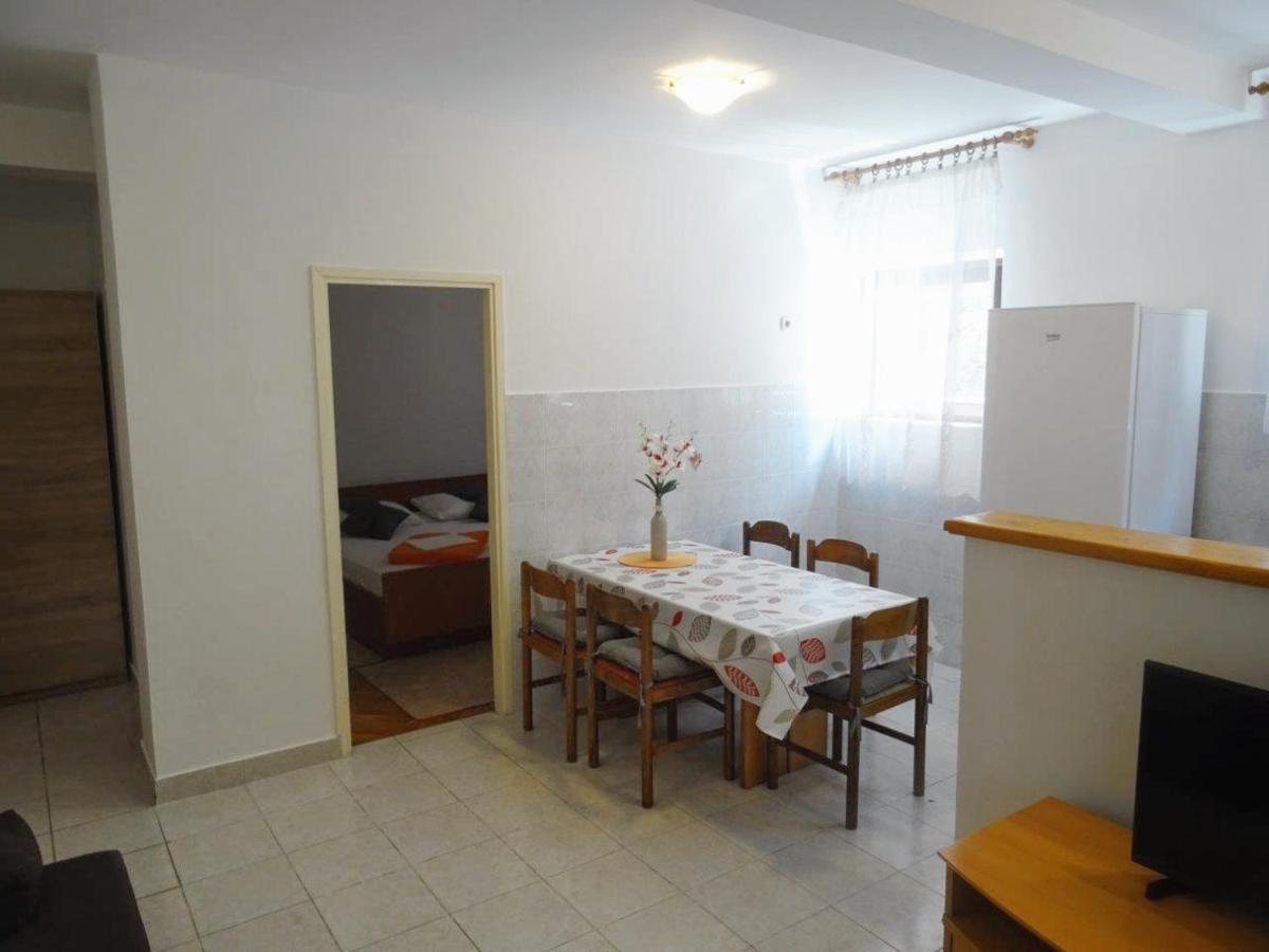 Apartments With A Parking Space Biograd Na Moru, Biograd - 860 Buitenkant foto
